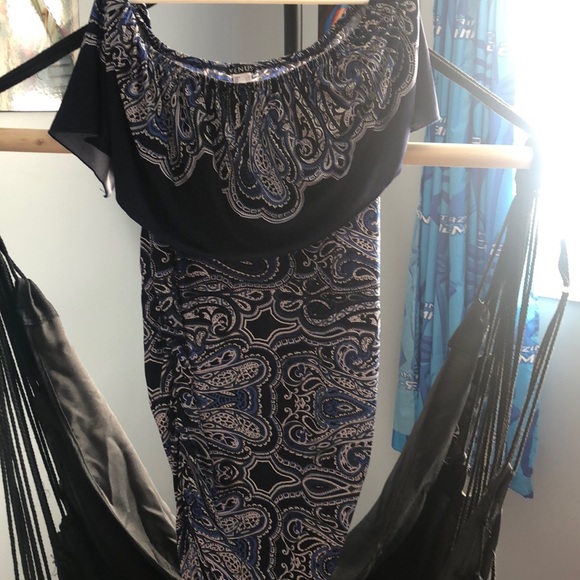 off the shoulder dress excellent condition - Picture 2 of 2